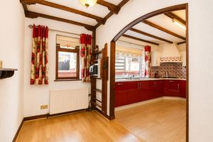 Sitting Room- click for photo gallery